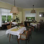 Πανσιόν Haus Vogelsang 3*